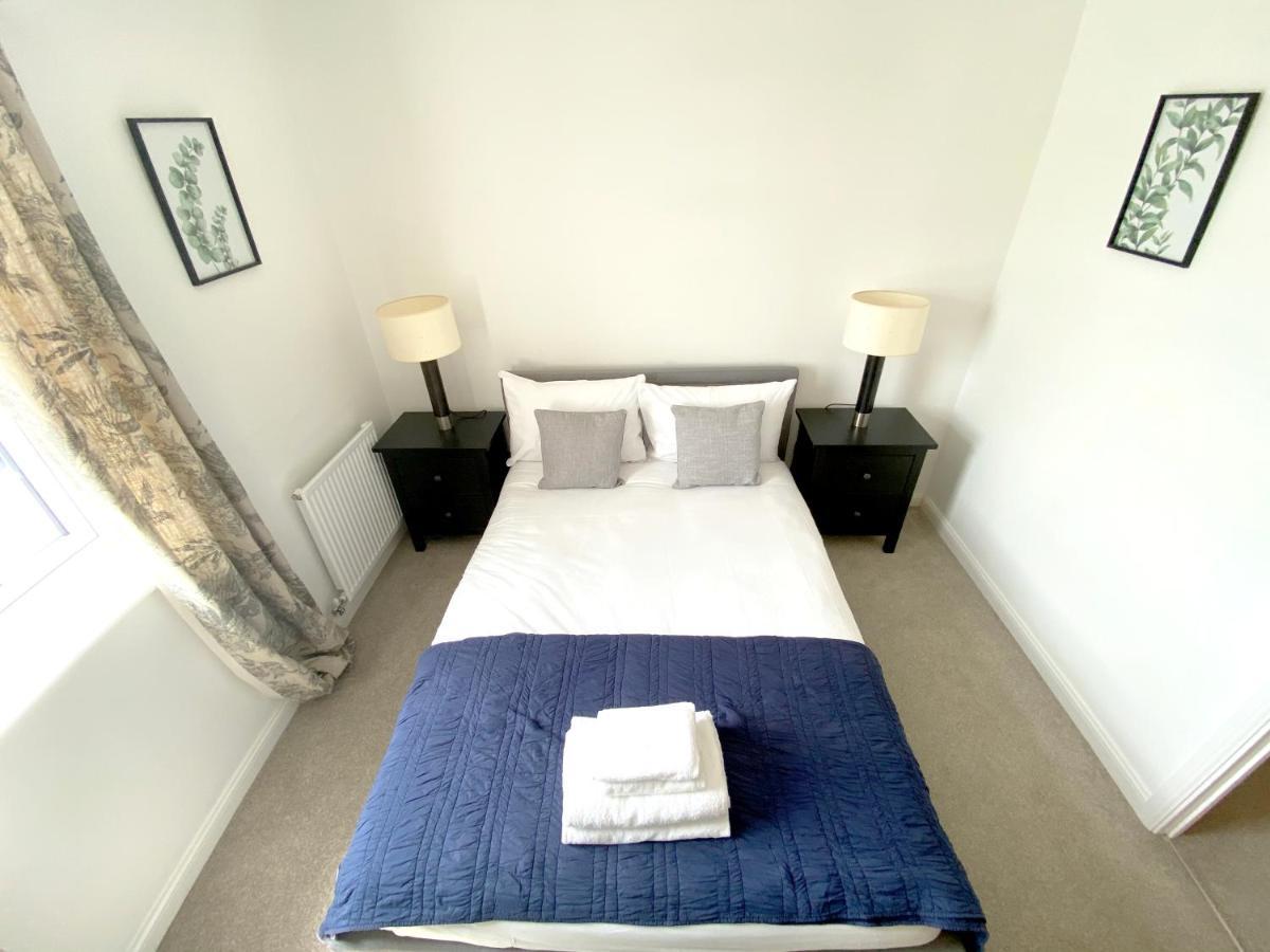 Home Crowd Luxury Apartments 唐克斯特 外观 照片