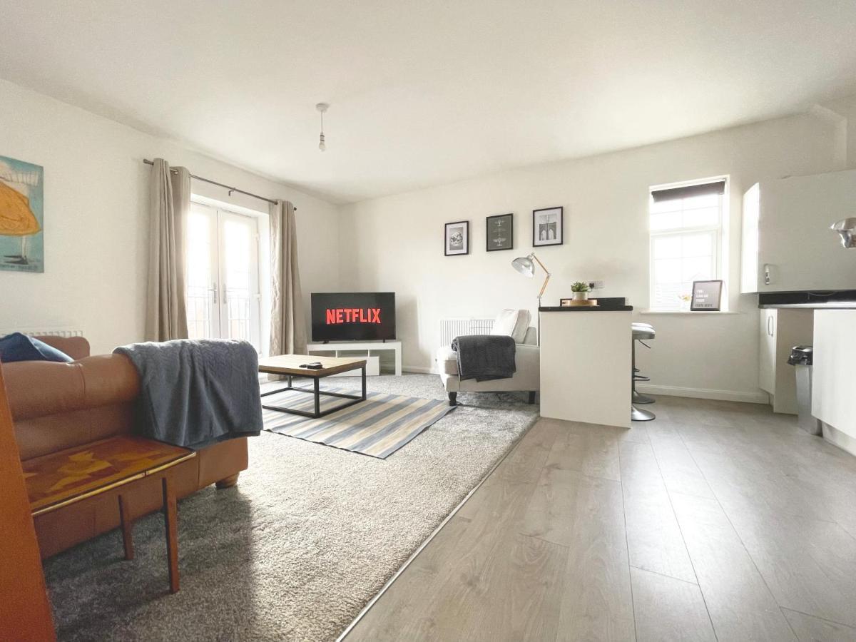Home Crowd Luxury Apartments 唐克斯特 外观 照片