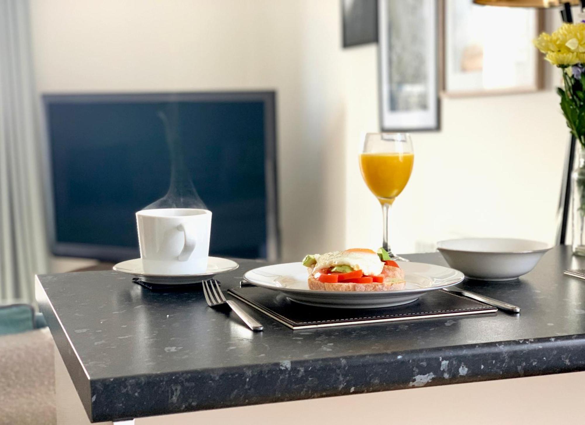 Home Crowd Luxury Apartments 唐克斯特 外观 照片