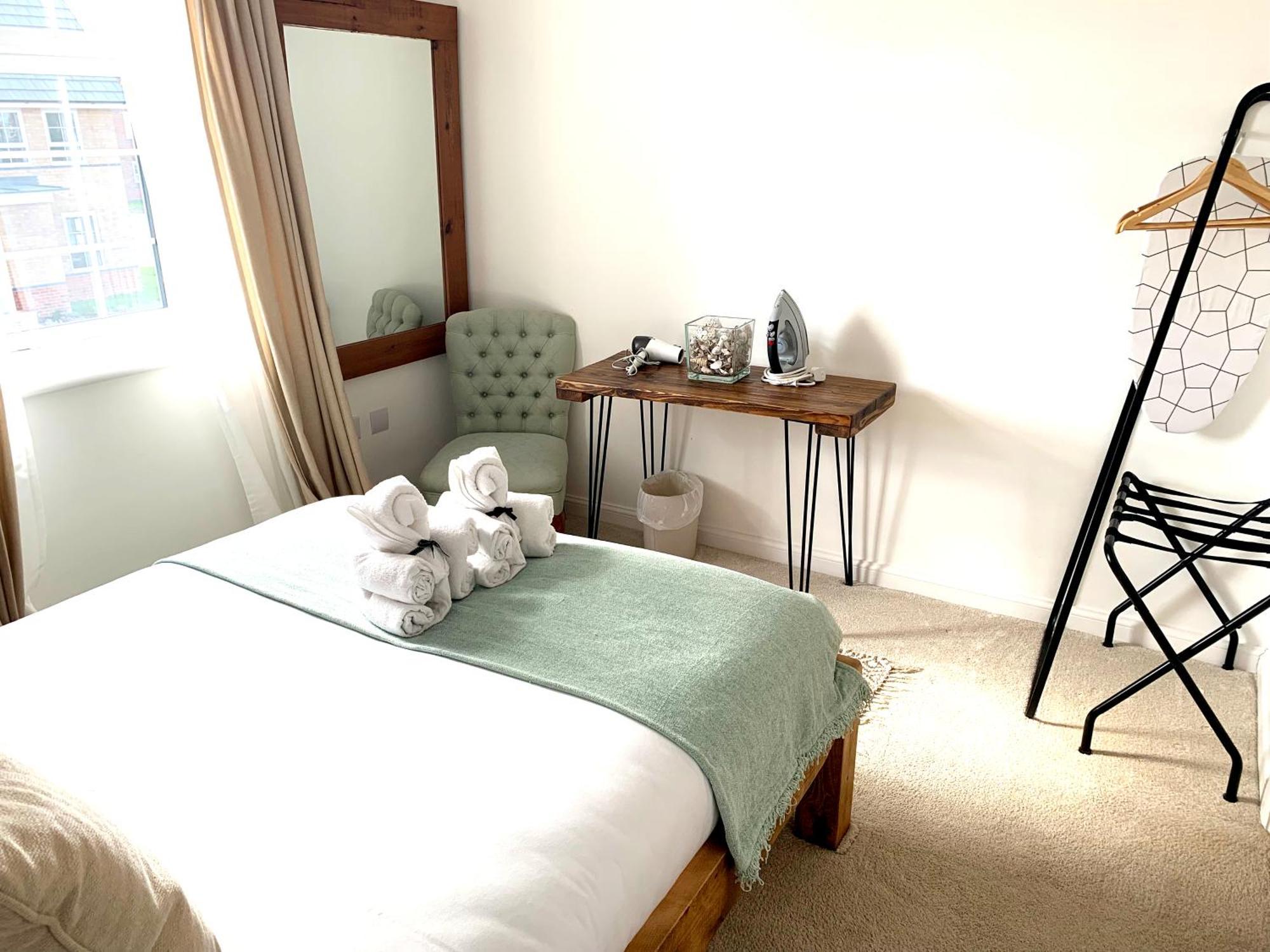 Home Crowd Luxury Apartments 唐克斯特 外观 照片